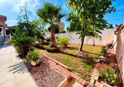 Sale · - VILLA · Orihuela · Los Balcones