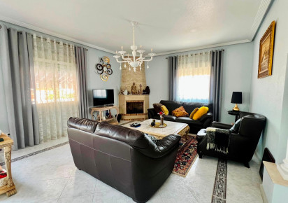 Sale · - VILLA · Orihuela · Los Balcones