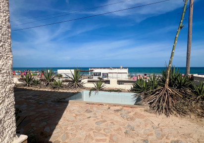 Sale · Villa / Semi detached · La Mata