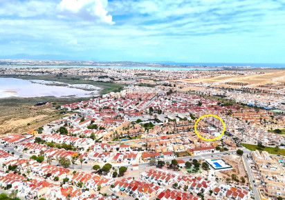 Sale · Villa · Torrevieja - El Hondo