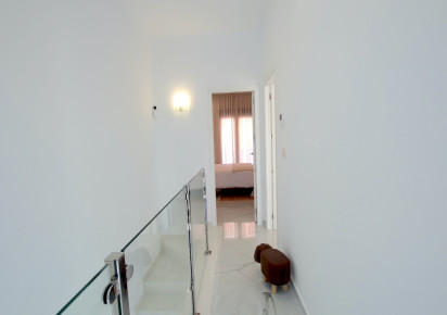 Sale · Villa · Torrevieja - El Hondo