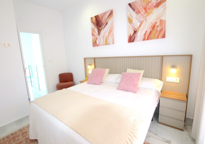 Sale · Villa · Torrevieja - El Hondo