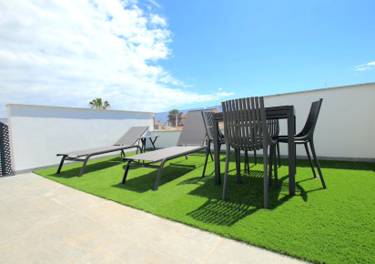 Sale · Villa · Torrevieja - El Hondo