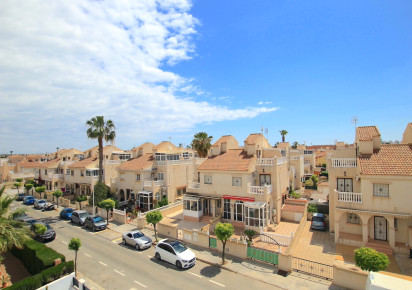 Sale · Villa · Torrevieja - El Hondo