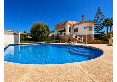 Sale · Villa · Torrevieja · LA SIESTA