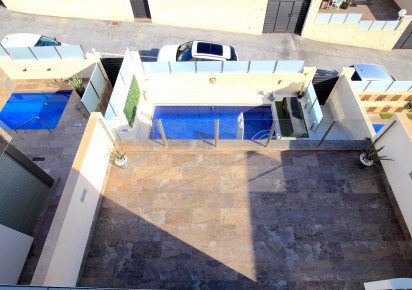 Sale · Villa · Villamartin