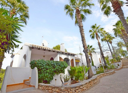 Semidetached villa - Resale - Orihuela Costa - villamartin