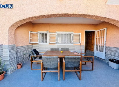 Townhouse · Resale · La Mata · Los Europeos