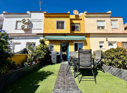Townhouse - Sale - Torrevieja - LA SIESTA