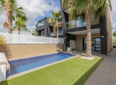 Villa / Detached - Sale - Benijofar - Benijofar
