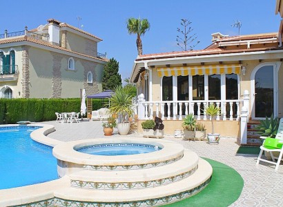 Villa - Resale - Orihuela Costa - Cabo Roig