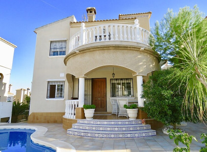 Villa - Resale - Orihuela Costa - Villamartin area