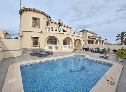 Villa - Resale - San Miguel de Salinas - Eagle´s Nest