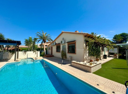 Villa - Reventa - Orihuela Costa - Cabo Roig