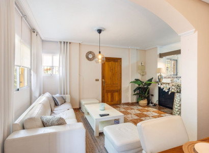 Villa - Reventa - Orihuela Costa - La Regia