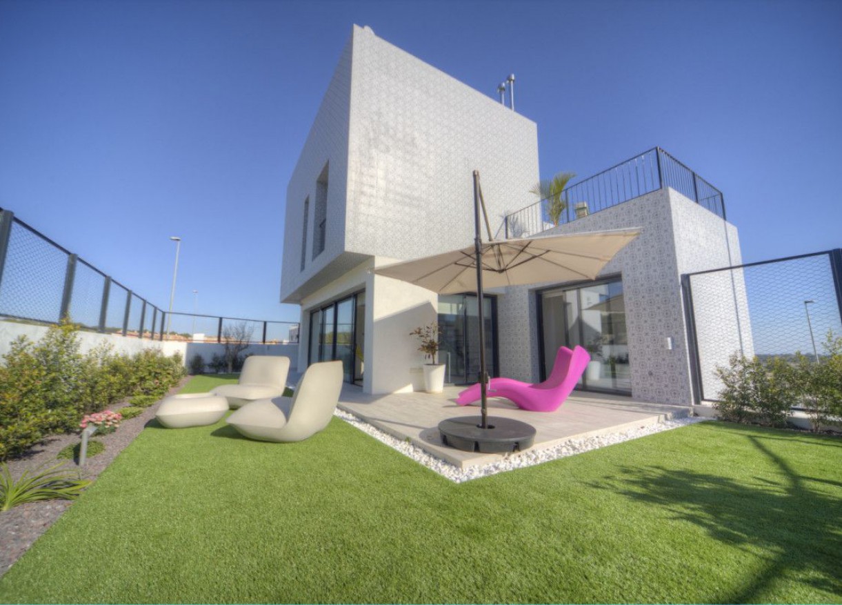 Villas · Nueva construcción  · San Miguel de Salinas · TBH647