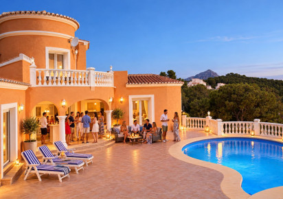 Wynajem krótkoterminowy · Villa · Jávea