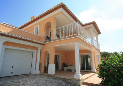 Wynajem krótkoterminowy · Villa · Moraira