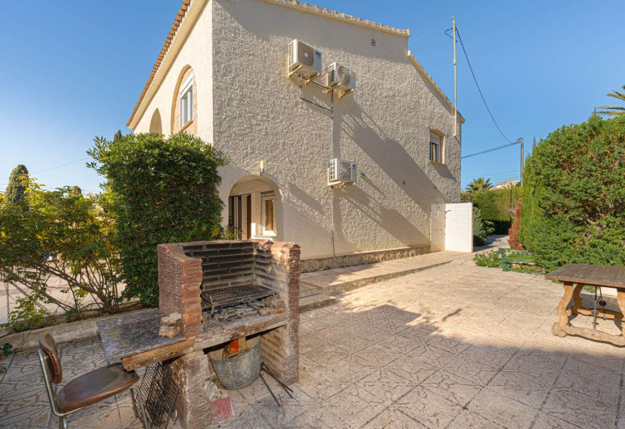 Sale · detached house · Calpe