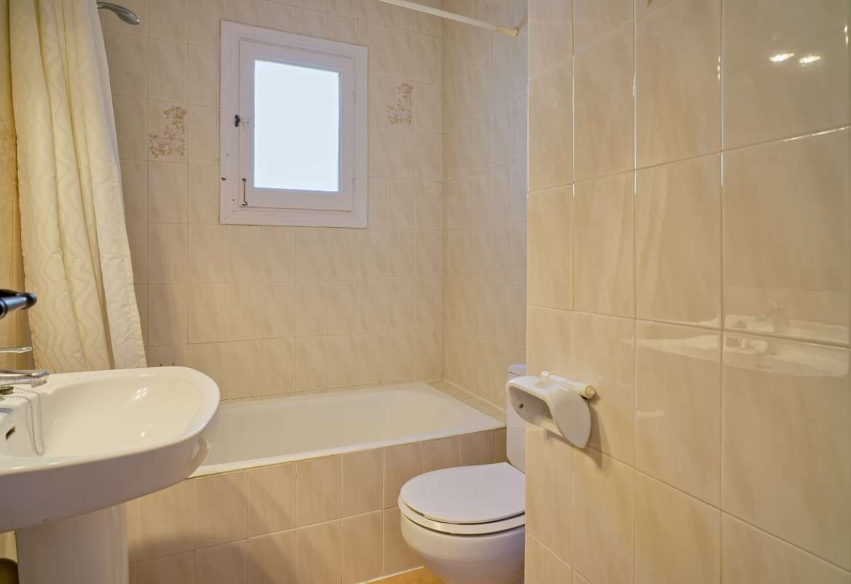 Resale · detached house · Moraira