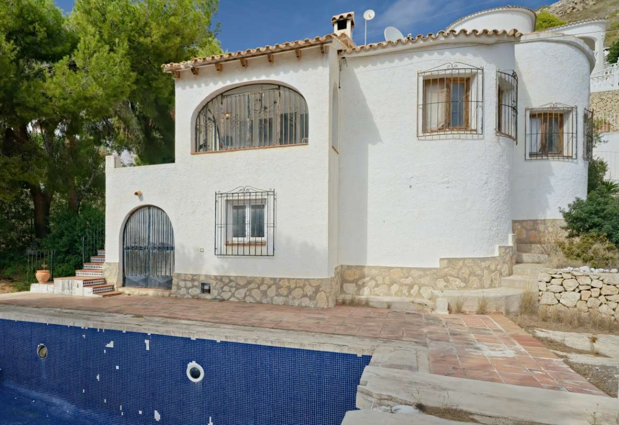 Resale · detached house · Moraira