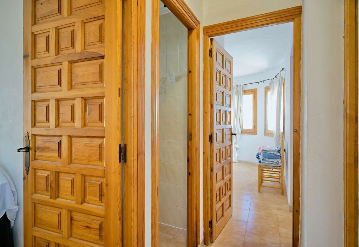 Resale · detached house · Moraira