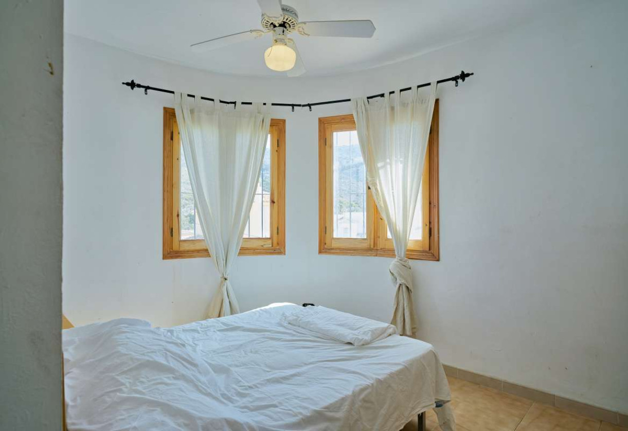 Resale · detached house · Moraira