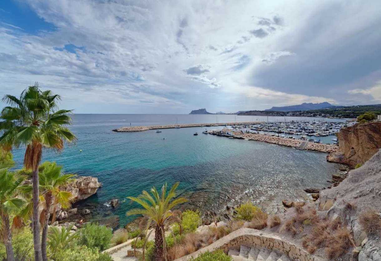 Resale · detached house · Moraira