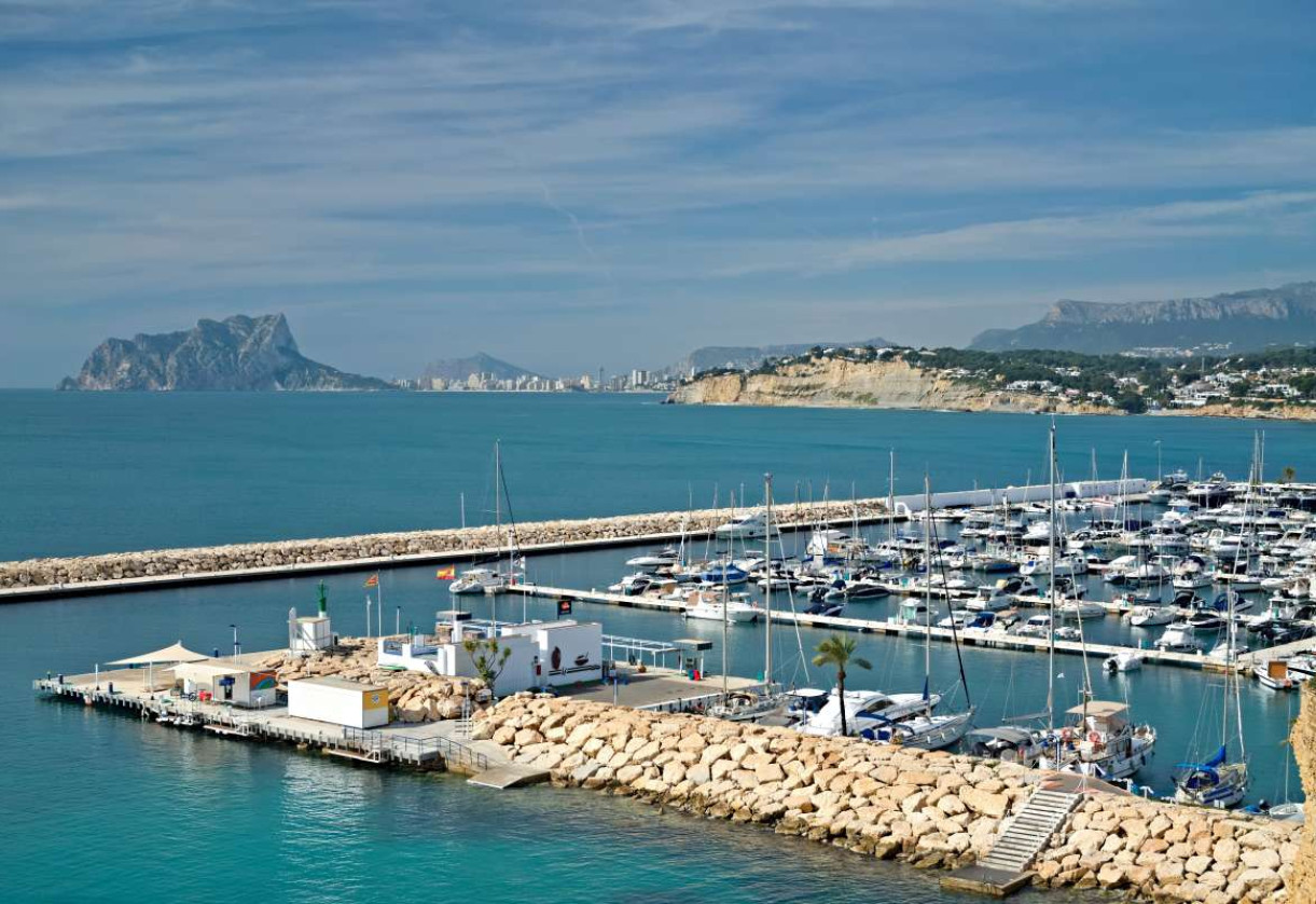 Resale · detached house · Moraira