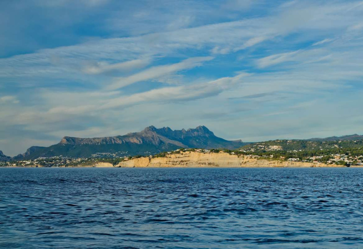 Resale · detached house · Moraira