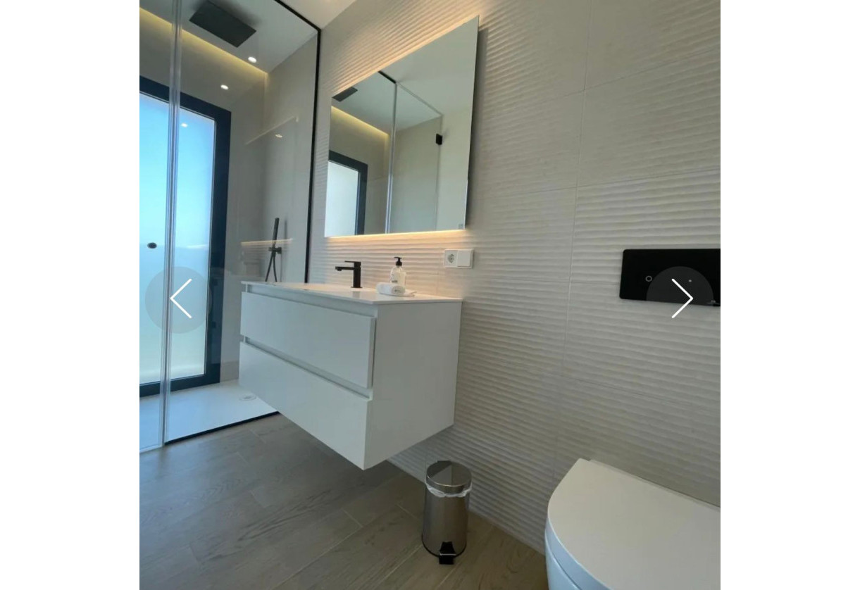 Reventa · Apartment · Las Colinas Golf and Country Club