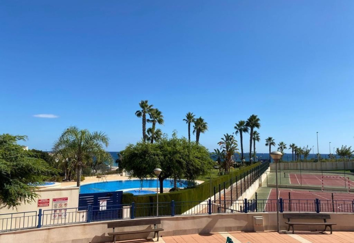 Rynek wtórny · Apartment · Mil Palmeras