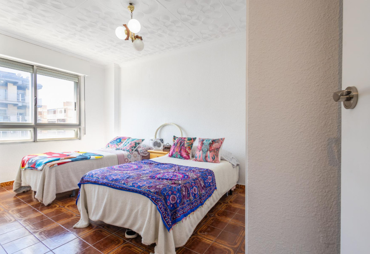 Sale · APARTAMENTO · Torrevieja · Playa del Acequión