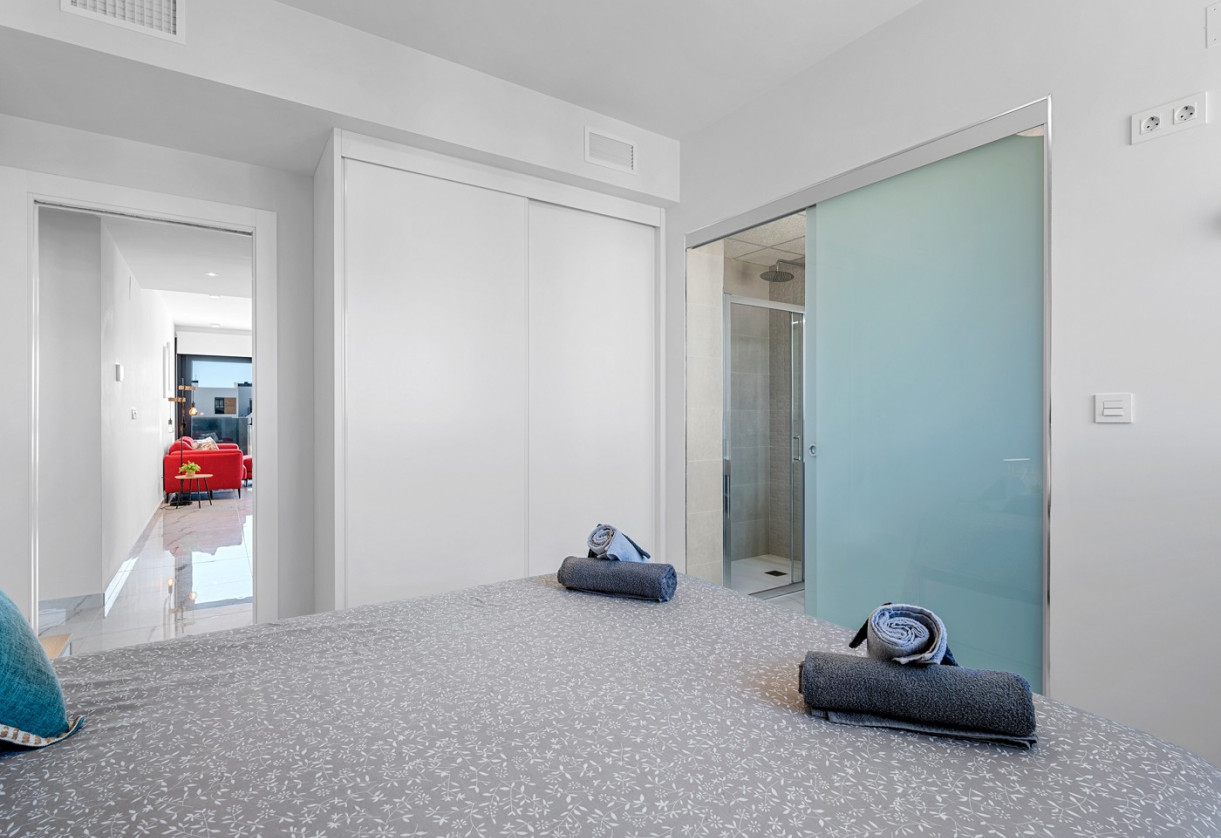 Reventa · Apartment · Orihuela Costa · Los Altos