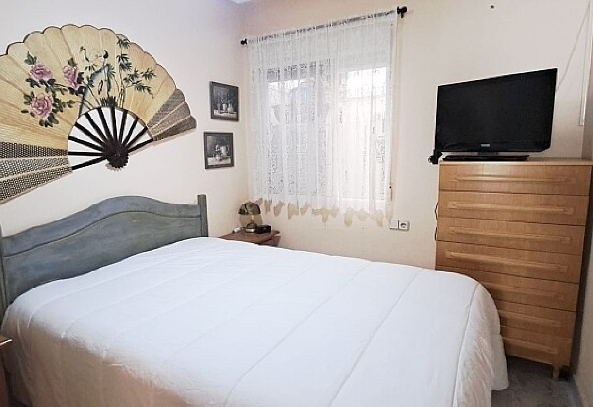 Reventa · APARTAMENTO PLANTA BAJA · Torrevieja · La mata