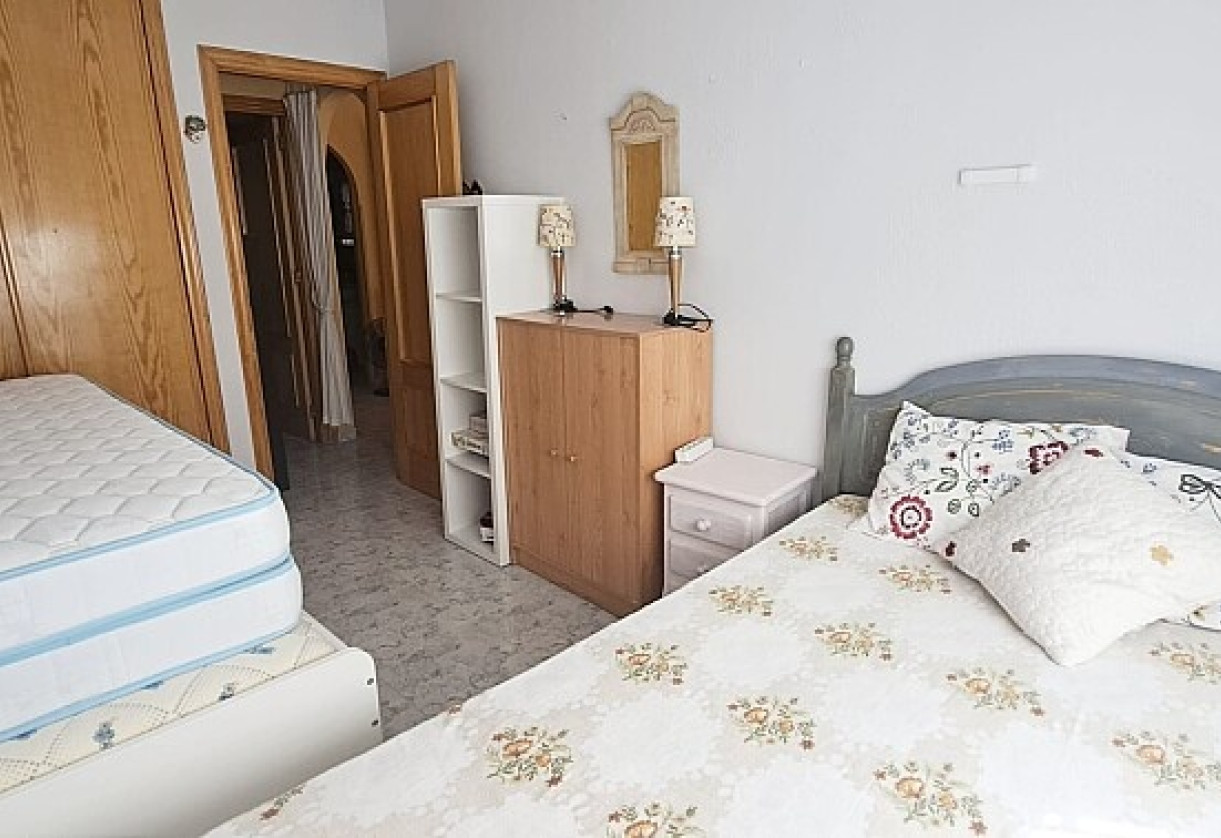 Reventa · APARTAMENTO PLANTA BAJA · Torrevieja · La mata