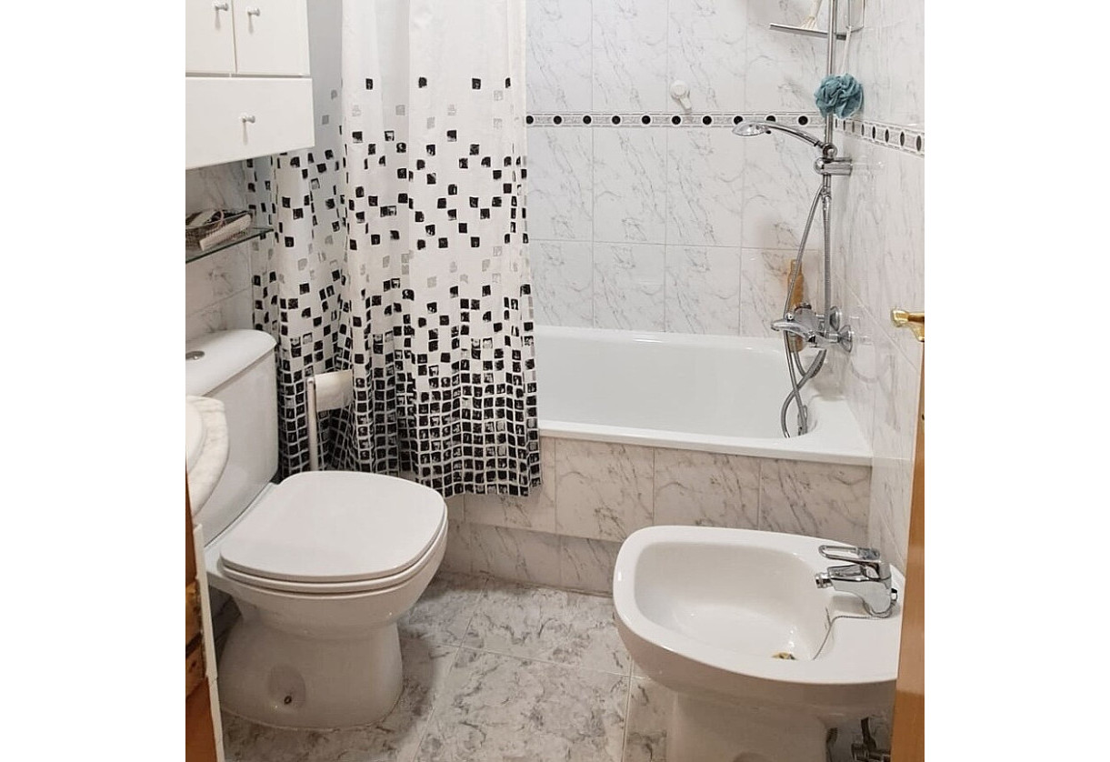 Reventa · APARTAMENTO PLANTA BAJA · Torrevieja · La mata