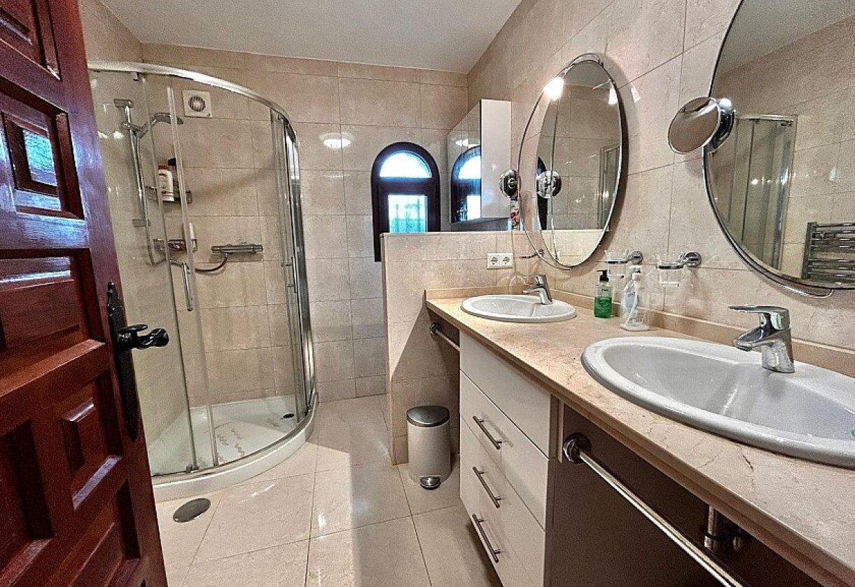 Reventa · Villa · Orihuela Costa · villamartin