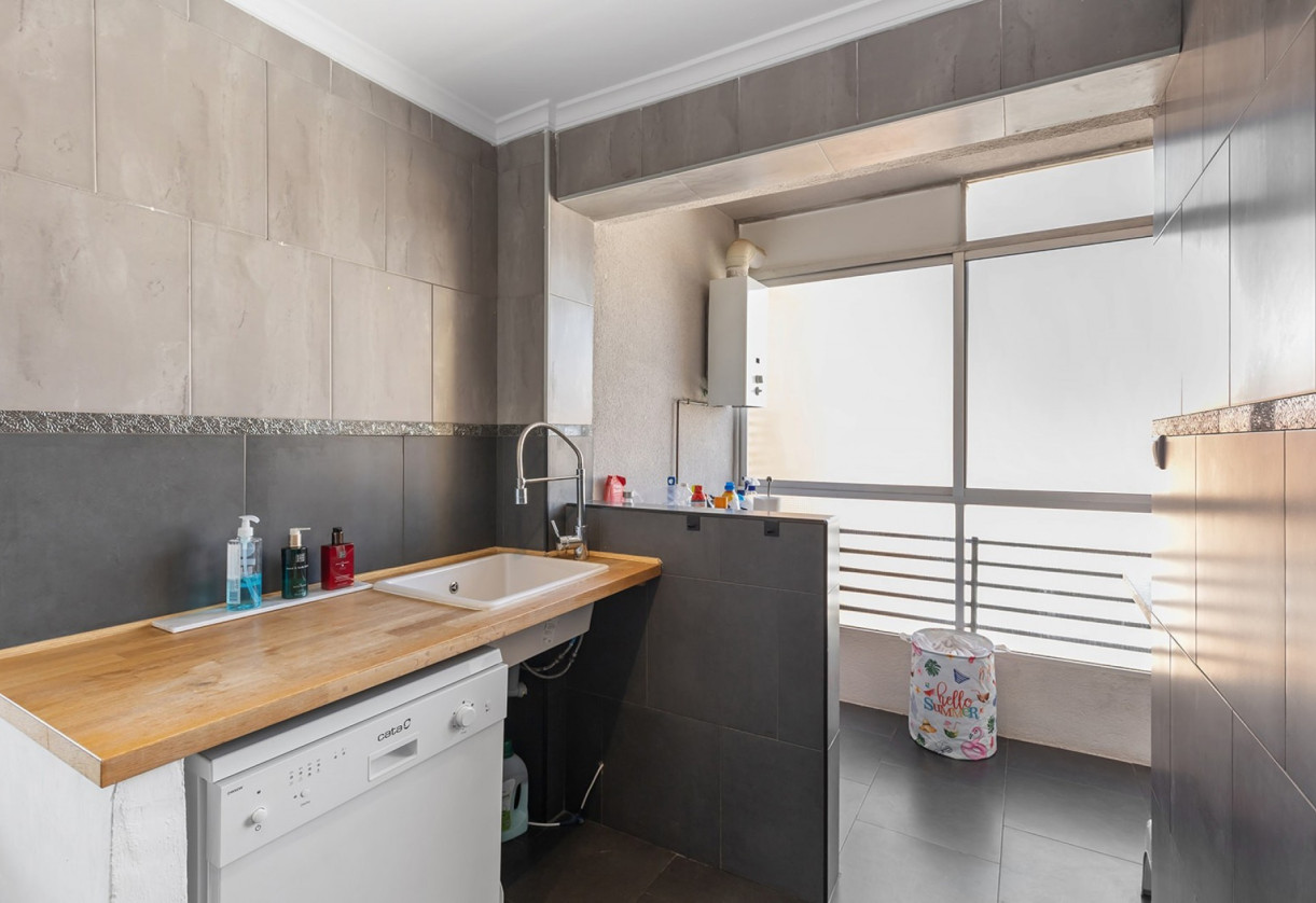 Rynek wtórny · Apartment · Daya Nueva