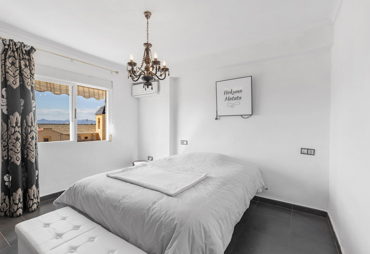 Rynek wtórny · Apartment · Daya Nueva