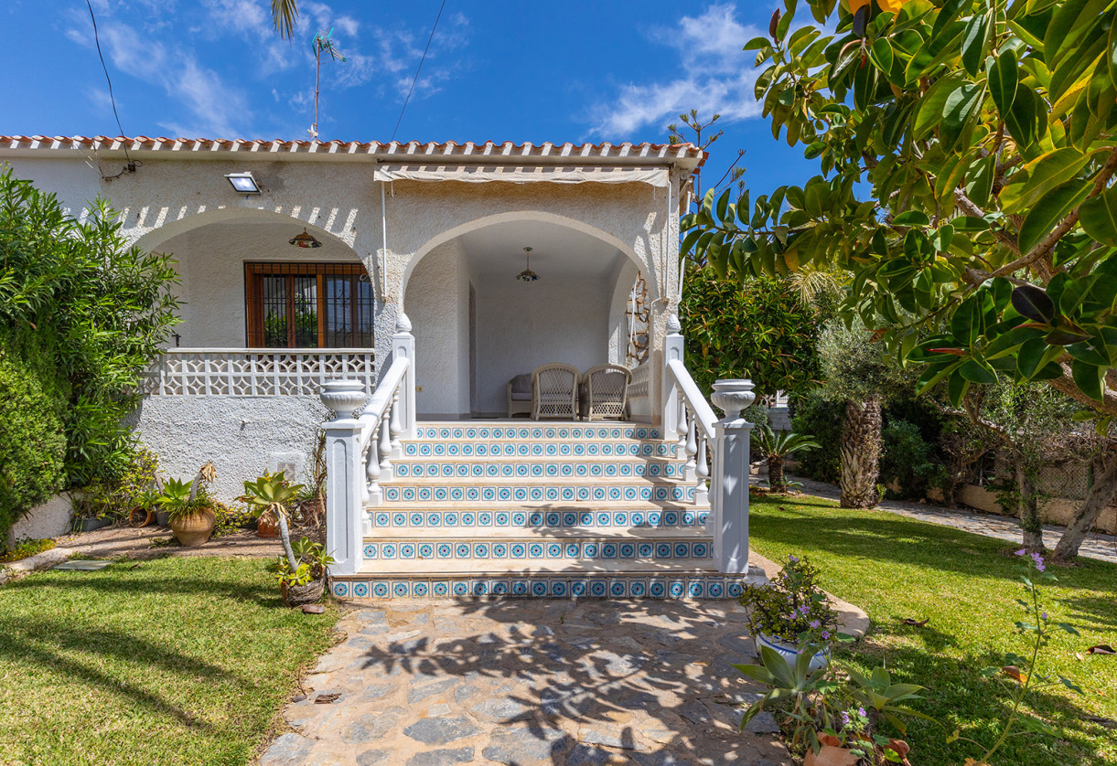 Resale · Villa · Torrevieja · Rocio del Mar