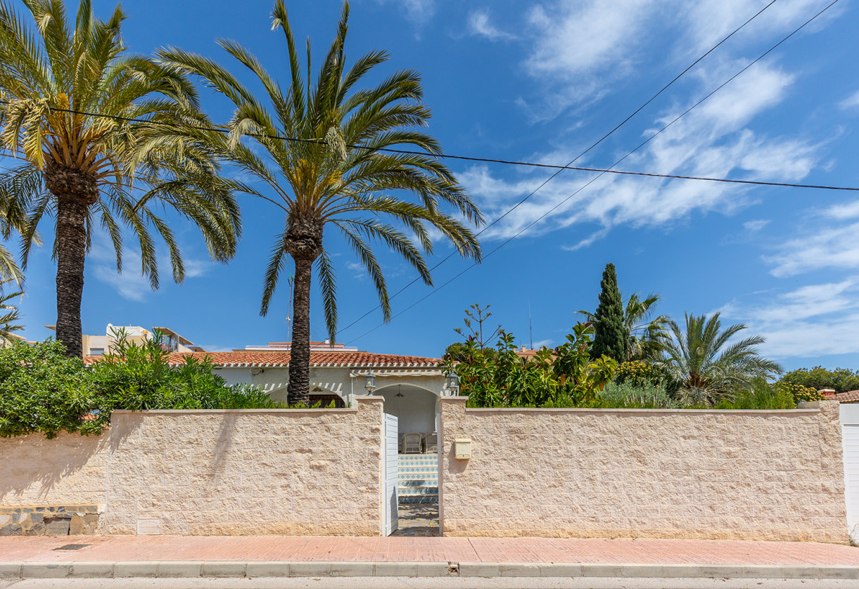 Resale · Villa · Torrevieja · Rocio del Mar