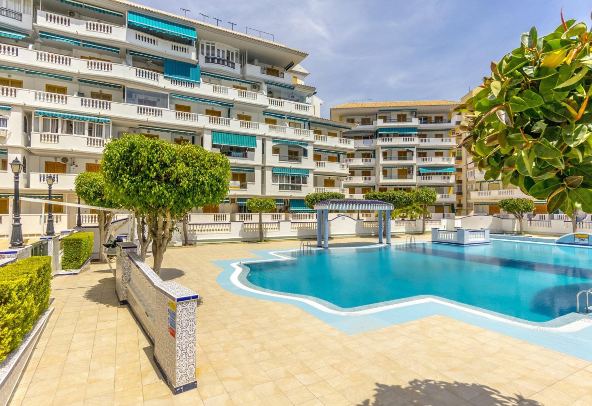 Rynek wtórny · Apartment · Torrevieja · Los Europeos