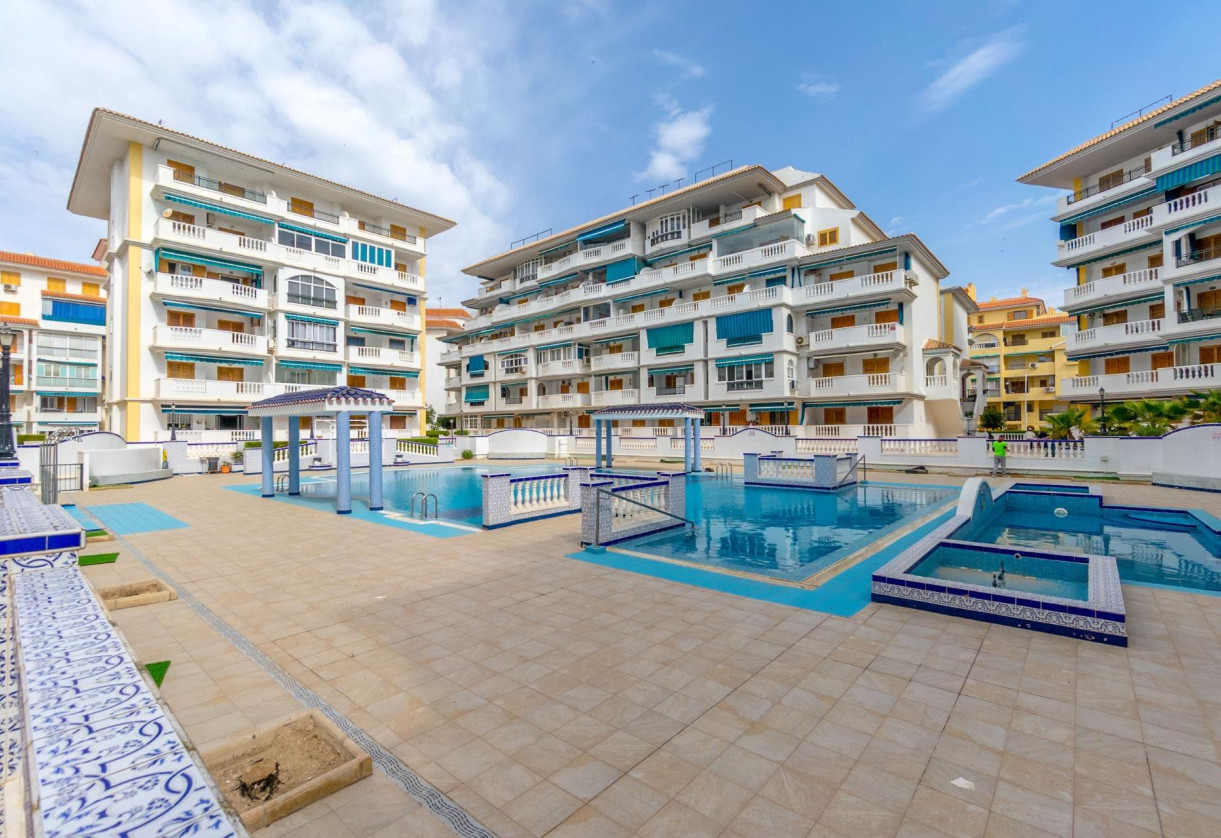 Rynek wtórny · Apartment · Torrevieja · Los Europeos