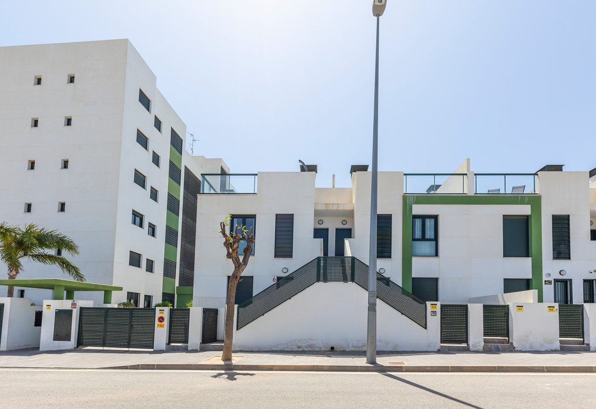 Reventa · Apartment · Pilar de la Horadada · Mil palmeras