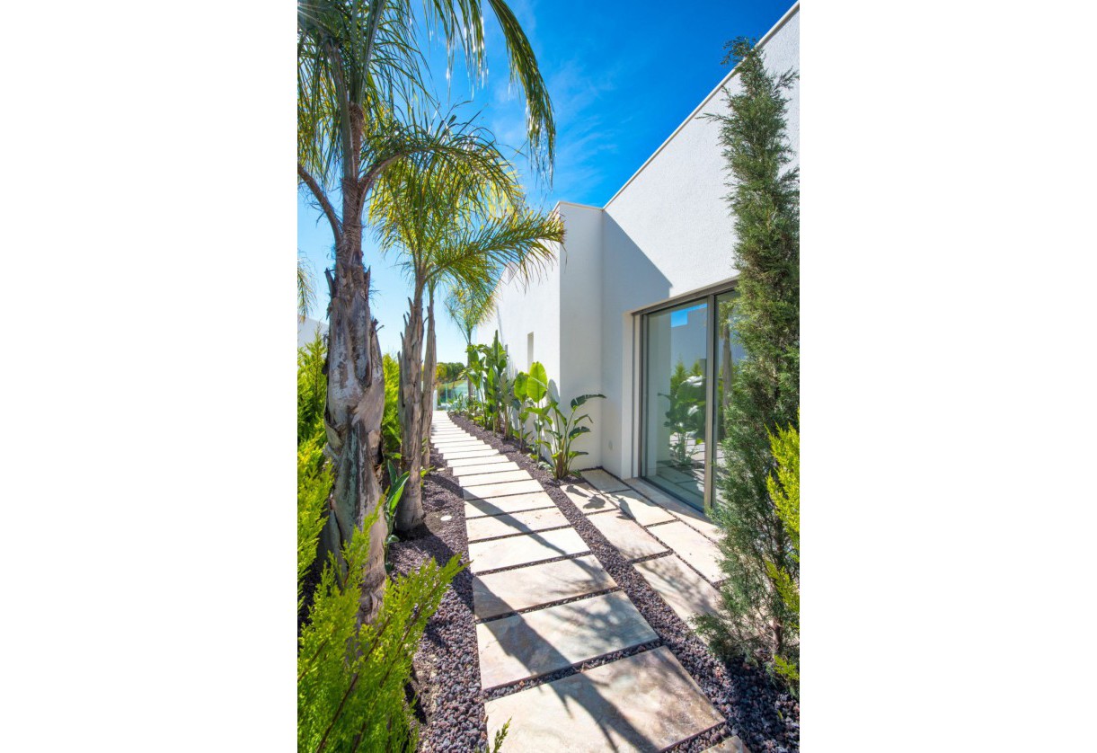 Rynek pierwotny · Villas · San Miguel de Salinas