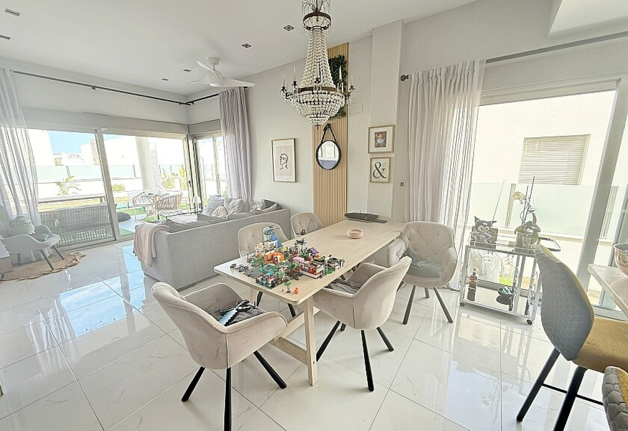 Rynek wtórny · Luxury villa · Orihuela Costa · villamartin