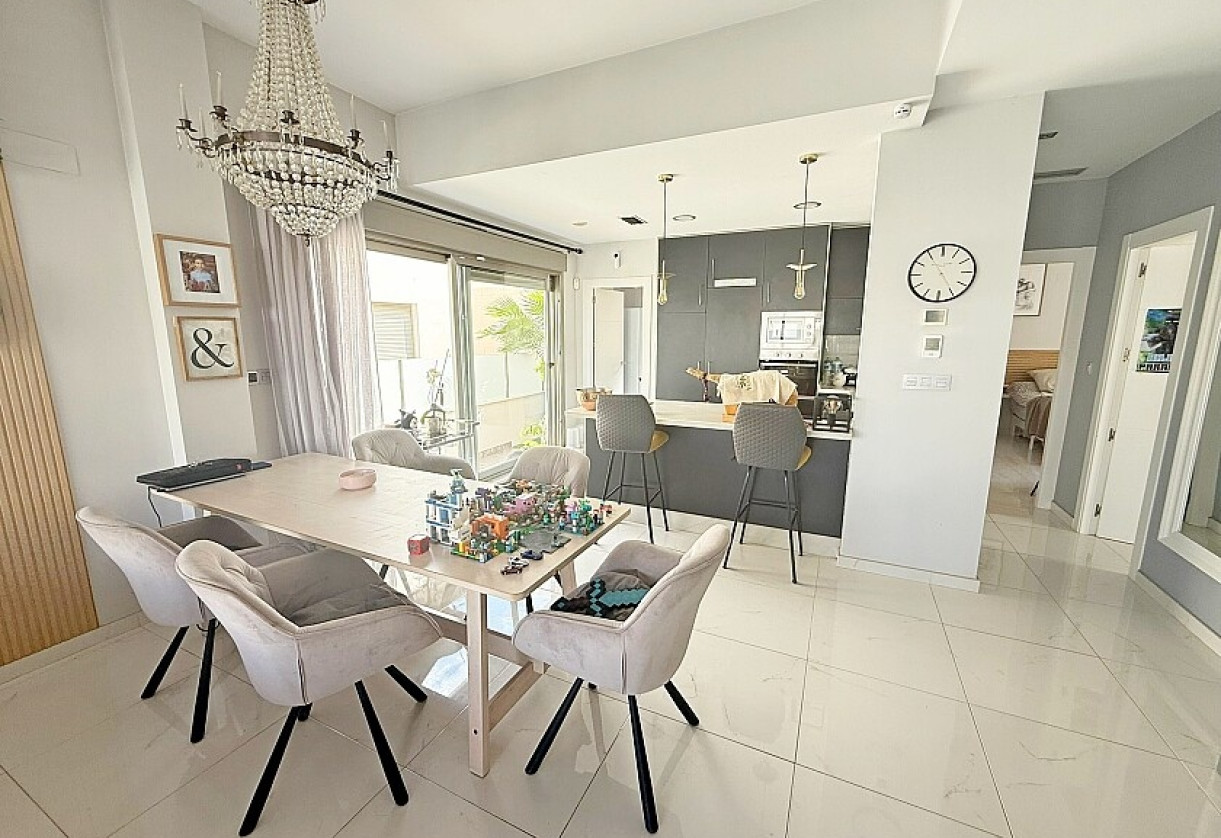 Rynek wtórny · Luxury villa · Orihuela Costa · villamartin
