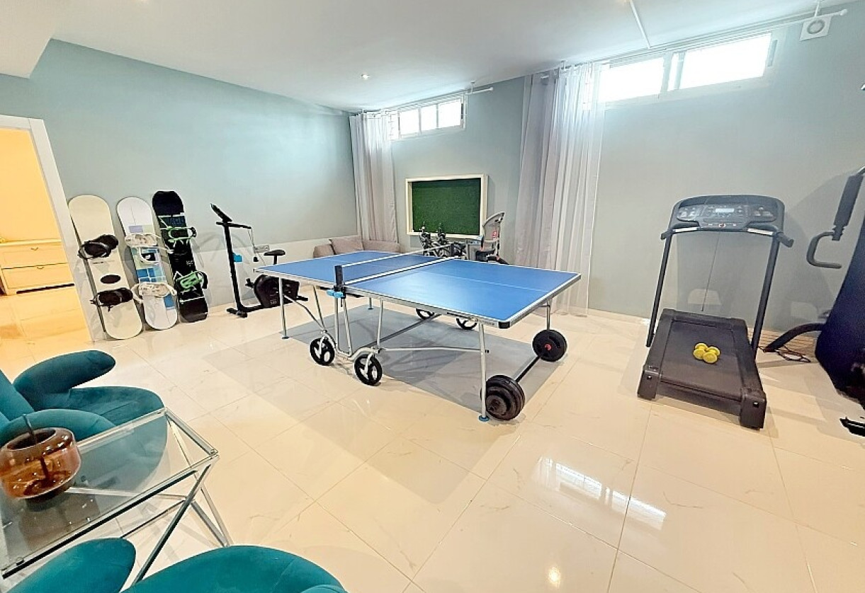 Rynek wtórny · Luxury villa · Orihuela Costa · villamartin