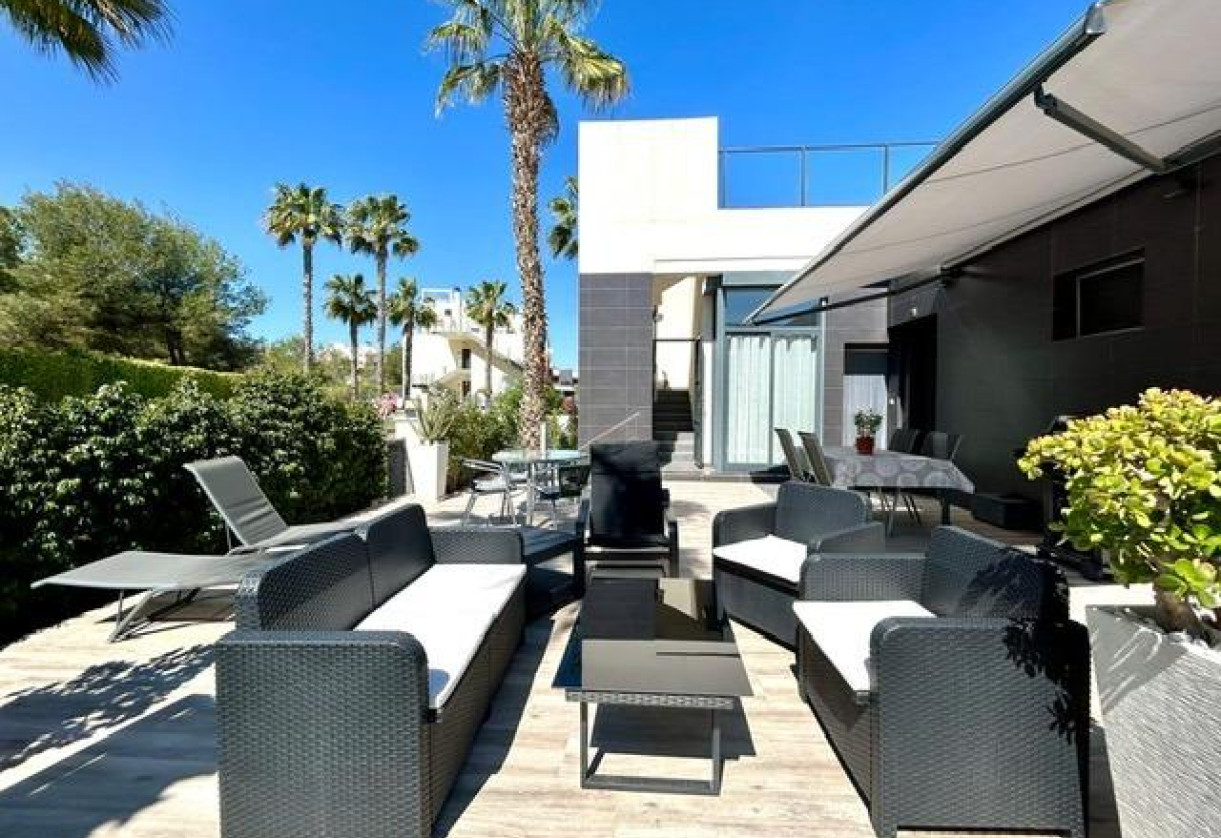 Sale · Semi · Orihuela Costa · Villamartín-Las Filipinas